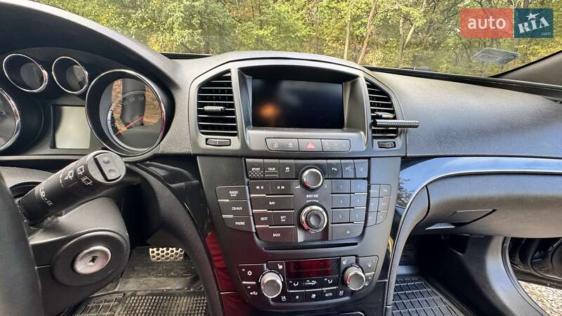 Универсал Opel Insignia 2012 в Новомосковске