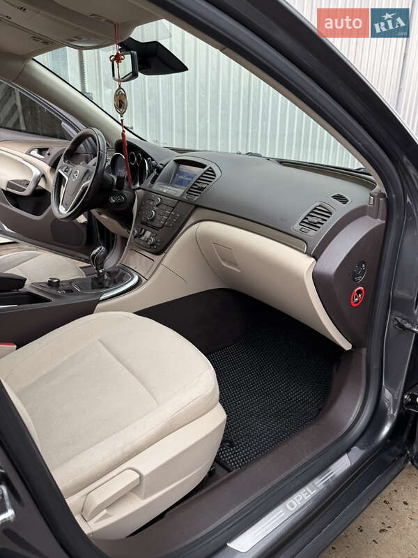 Ліфтбек Opel Insignia 2009 в Києві