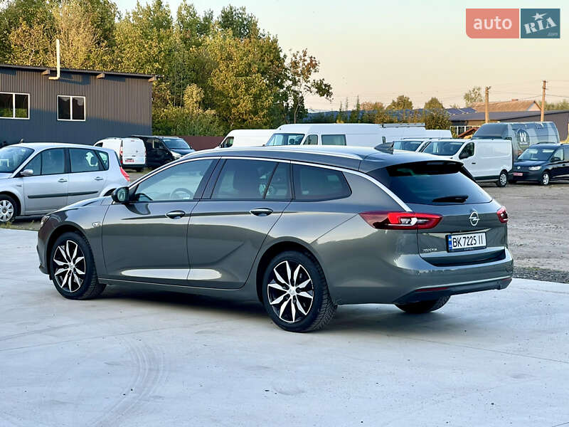 Универсал Opel Insignia 2017 в Млинове