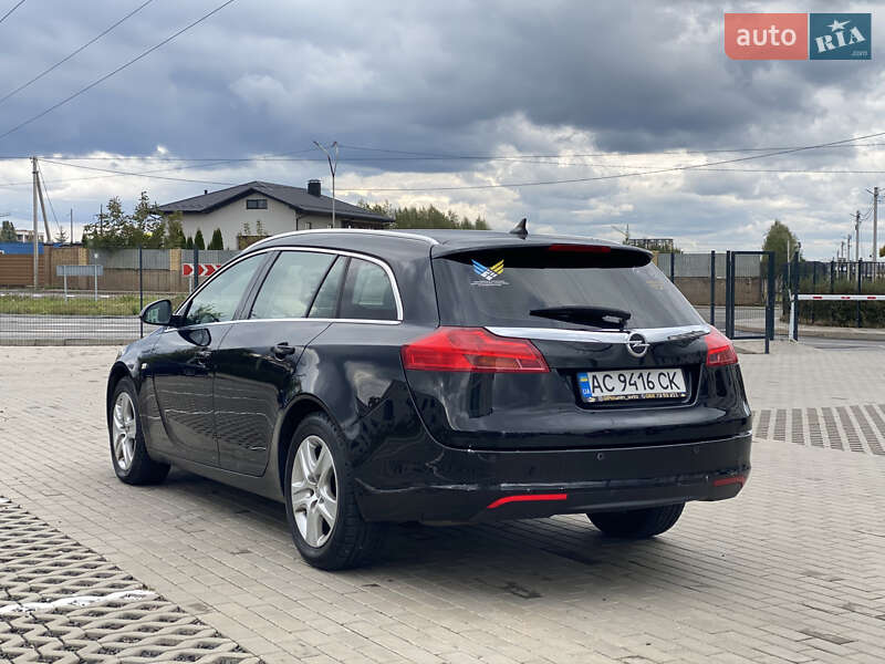 Универсал Opel Insignia 2011 в Луцке