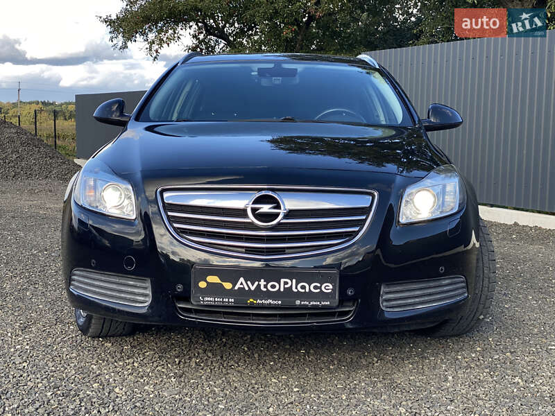 Универсал Opel Insignia 2011 в Луцке