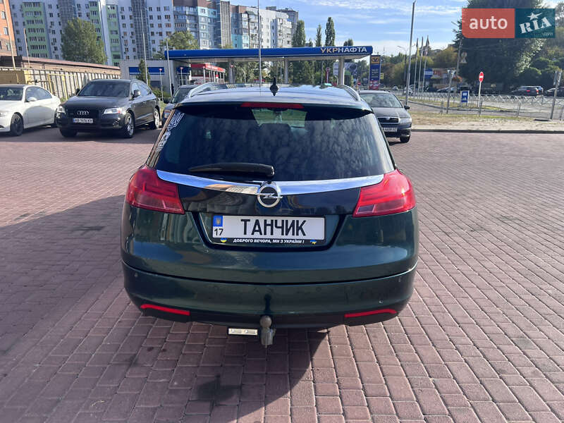 Універсал Opel Insignia 2012 в Черкасах