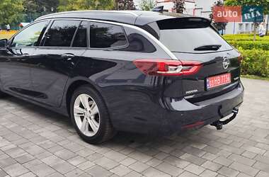 Универсал Opel Insignia 2018 в 