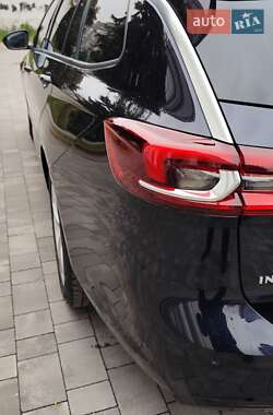 Универсал Opel Insignia 2018 в 