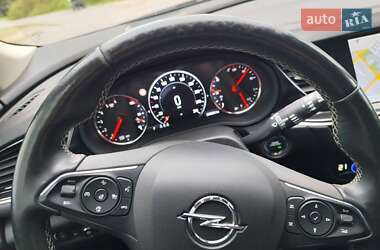 Универсал Opel Insignia 2018 в 