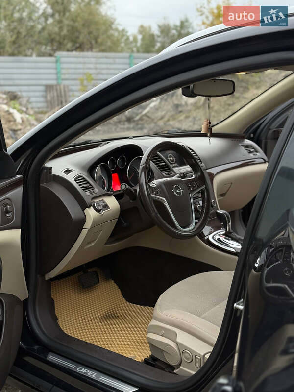 Універсал Opel Insignia 2010 в Києві
