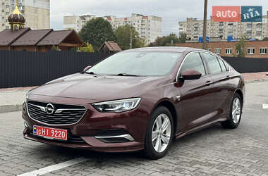 Седан Opel Insignia 2018 в Хмельницком
