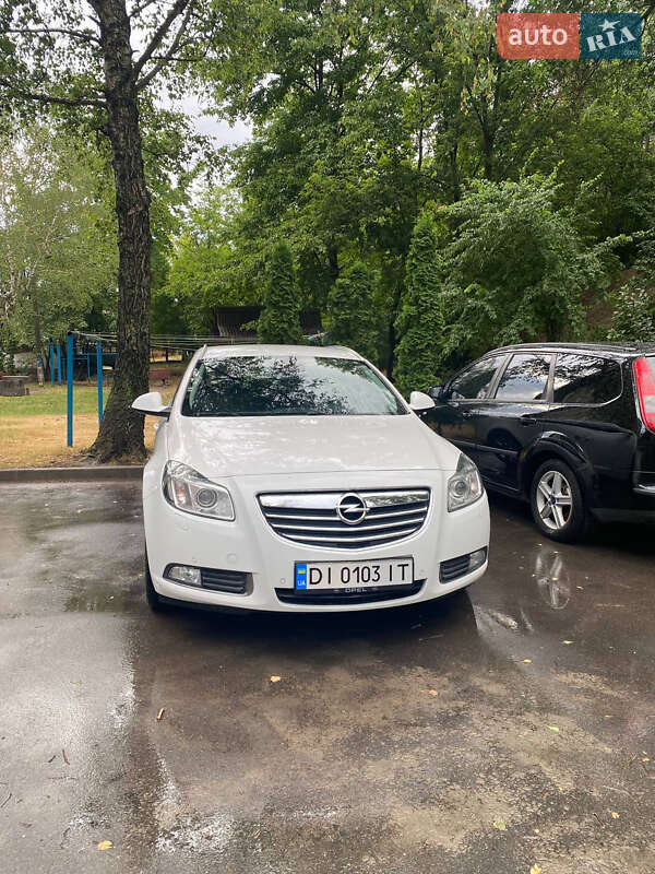 Универсал Opel Insignia 2013 в Могилев-Подольске фото Универсал Opel Insignia 2013 в Могилев-Подольске
