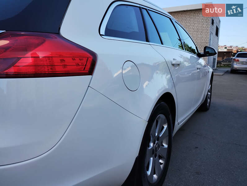 Универсал Opel Insignia 2013 в Могилев-Подольске фото 16 Универсал Opel Insignia 2013 в Могилев-Подольске