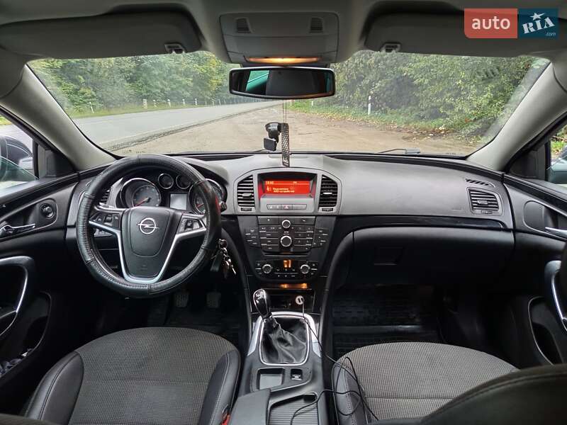 Універсал Opel Insignia 2010 в Кременці