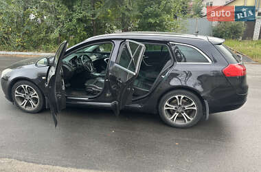 Універсал Opel Insignia 2009 в  фото 3 Універсал Opel Insignia 2009 в