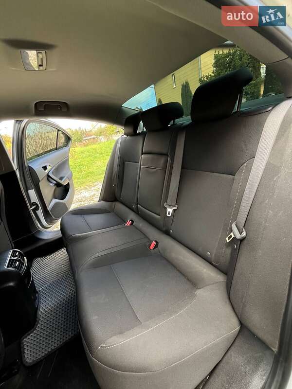 Седан Opel Insignia 2011 в Коломые фото 6 Седан Opel Insignia 2011 в Коломые