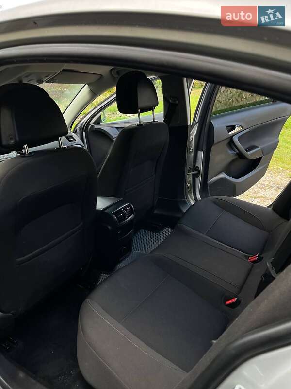 Седан Opel Insignia 2011 в Коломые фото 18 Седан Opel Insignia 2011 в Коломые