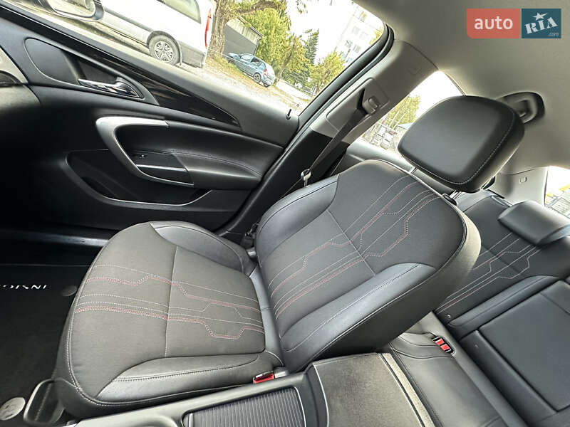 Седан Opel Insignia 2012 в Тернополе