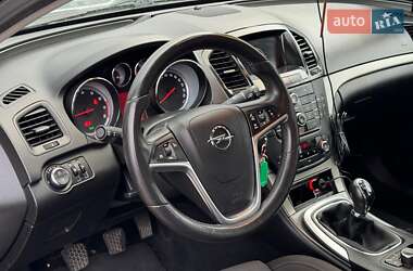 Лифтбек Opel Insignia 2009 в 