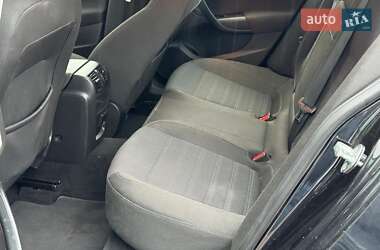 Лифтбек Opel Insignia 2009 в 