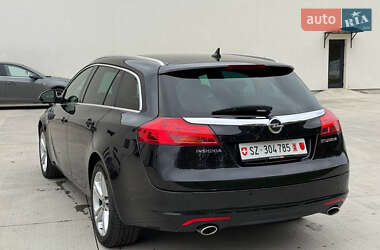 Универсал Opel Insignia 2012 в 