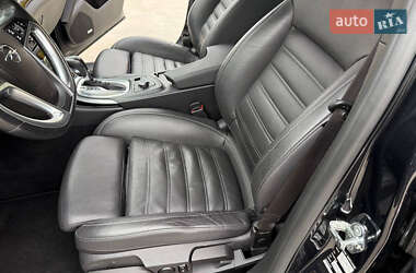 Универсал Opel Insignia 2012 в 