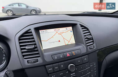 Универсал Opel Insignia 2012 в 
