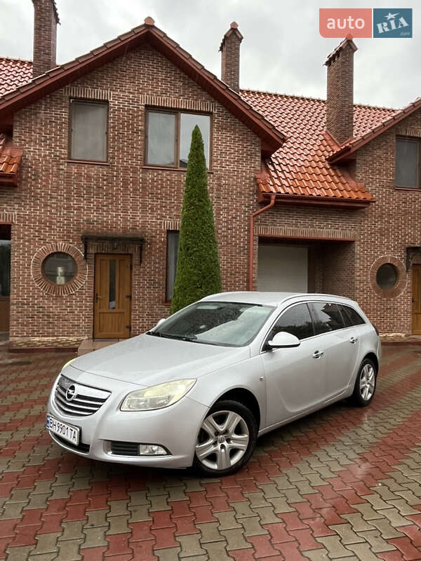 Универсал Opel Insignia 2010 в Одессе
