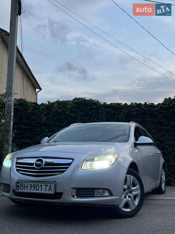 Универсал Opel Insignia 2010 в Одессе