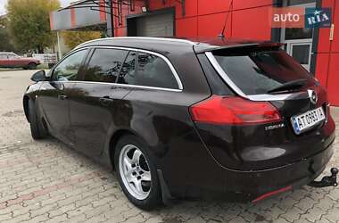 Универсал Opel Insignia 2011 в 