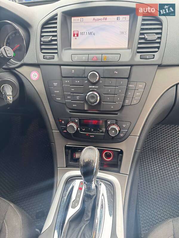 Універсал Opel Insignia 2010 в Дубні