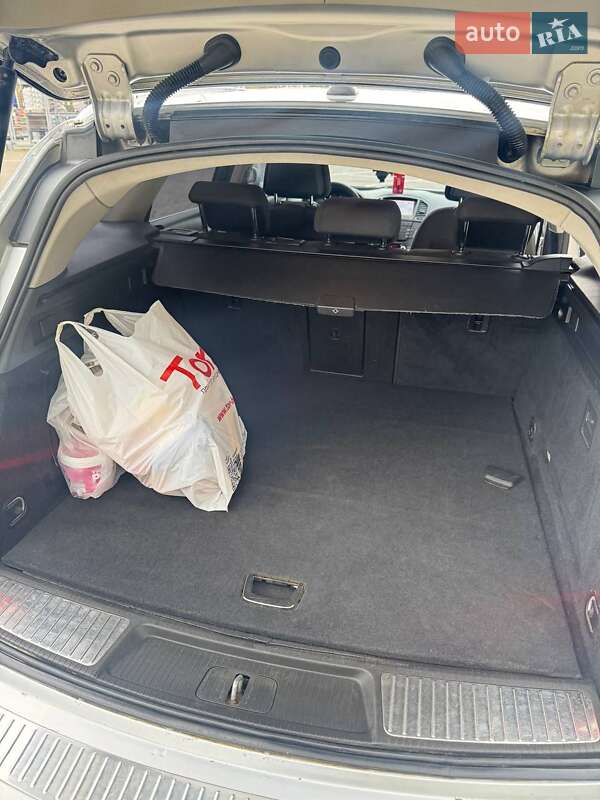 Універсал Opel Insignia 2010 в Дубні