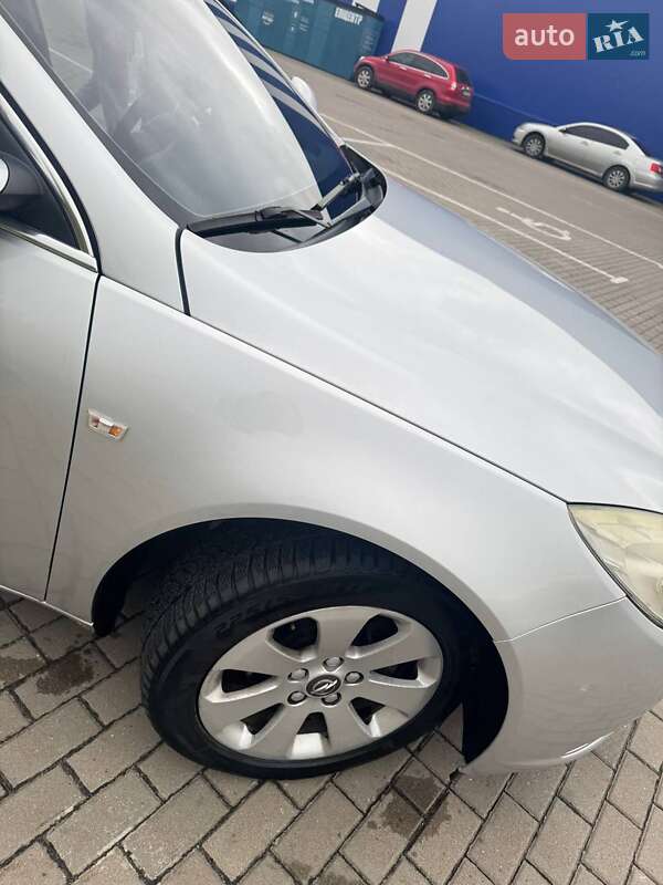 Універсал Opel Insignia 2010 в Дубні
