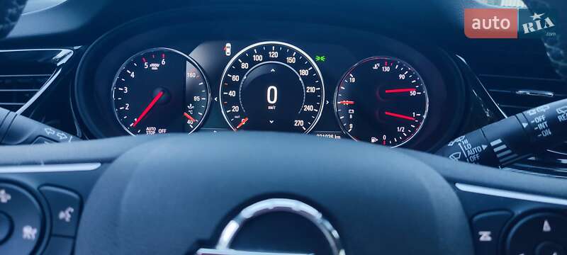 Универсал Opel Insignia 2017 в Киеве фото 16 Универсал Opel Insignia 2017 в Киеве