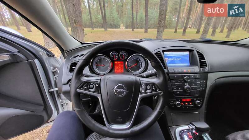 Универсал Opel Insignia 2012 в Сумах