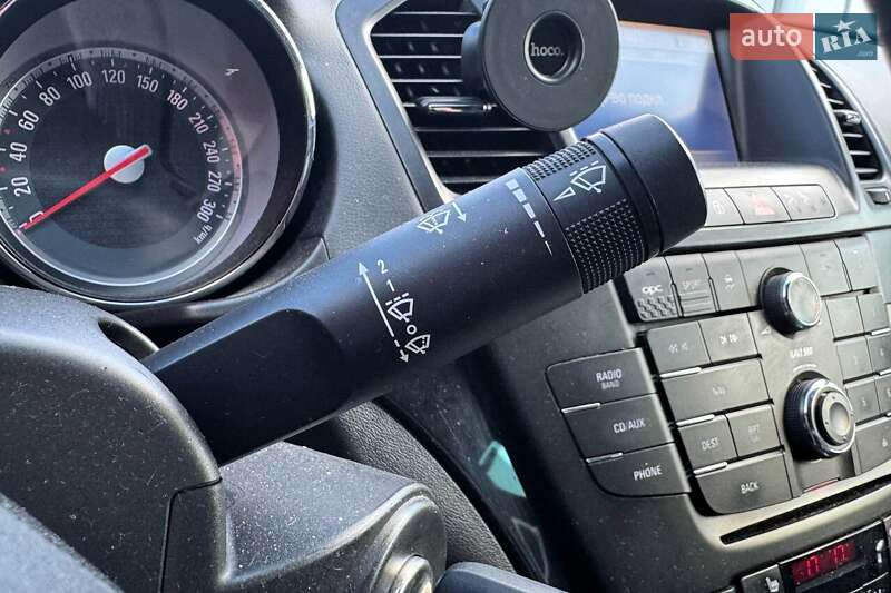 Седан Opel Insignia 2012 в Киеве