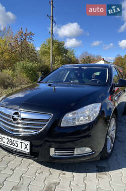 Универсал Opel Insignia 2010 в Стрые