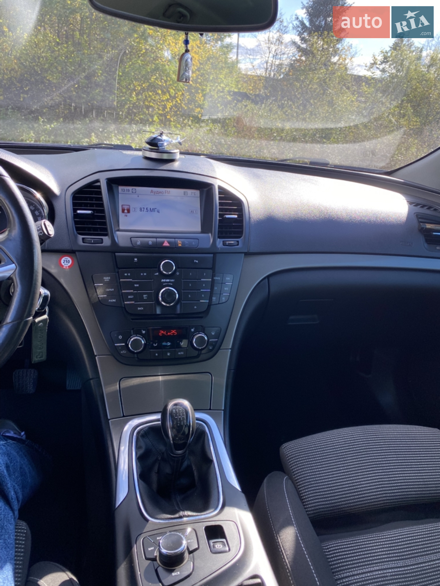 2010 Opel Insignia - мініатюра 16