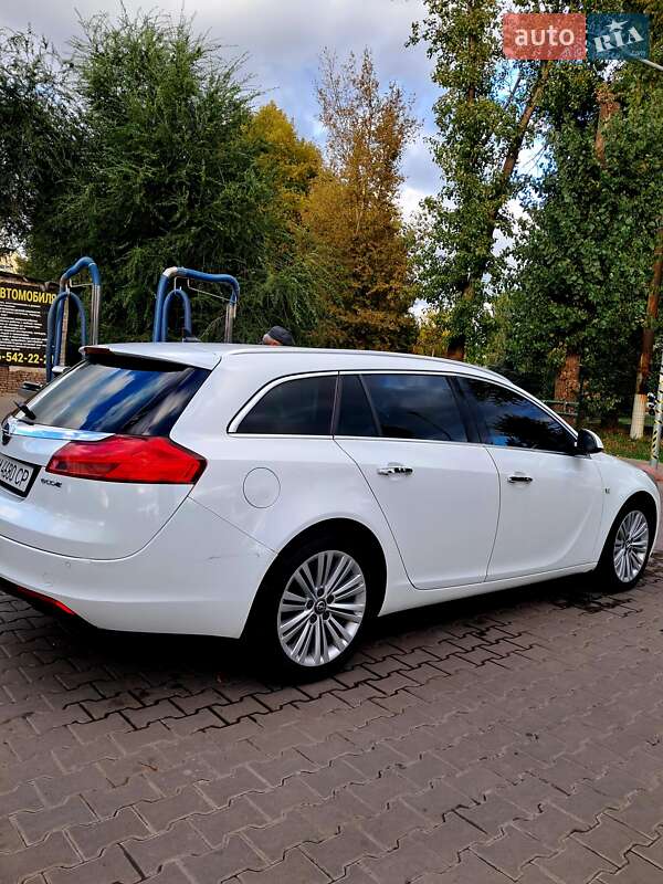 Універсал Opel Insignia 2012 в Кривому Розі