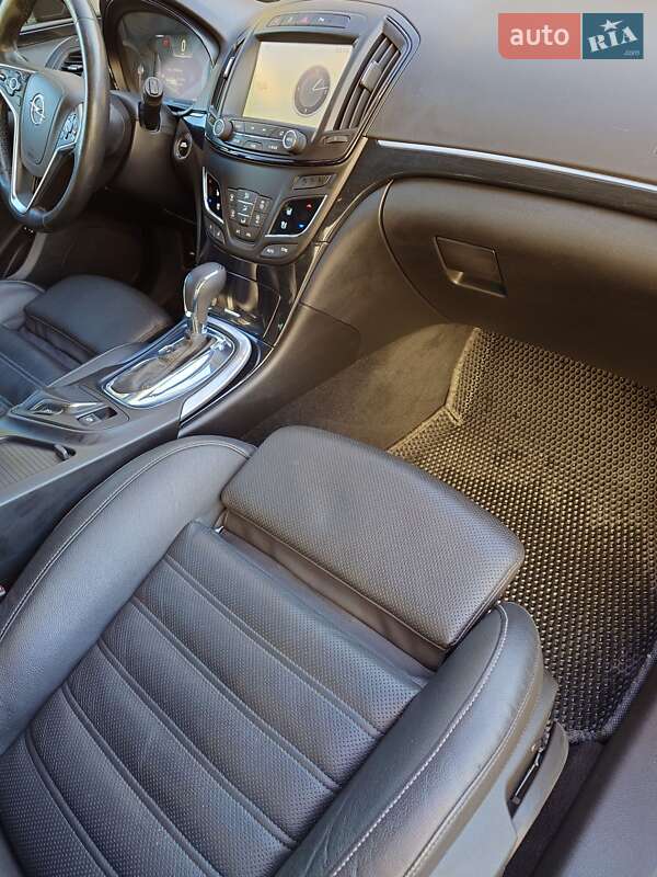 Универсал Opel Insignia 2015 в Подольске