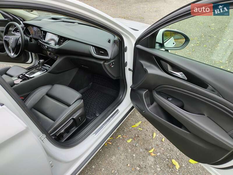 Универсал Opel Insignia 2018 в Киеве