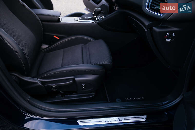Ліфтбек Opel Insignia 2019 в Тернополі