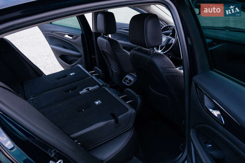 Ліфтбек Opel Insignia 2019 в Тернополі