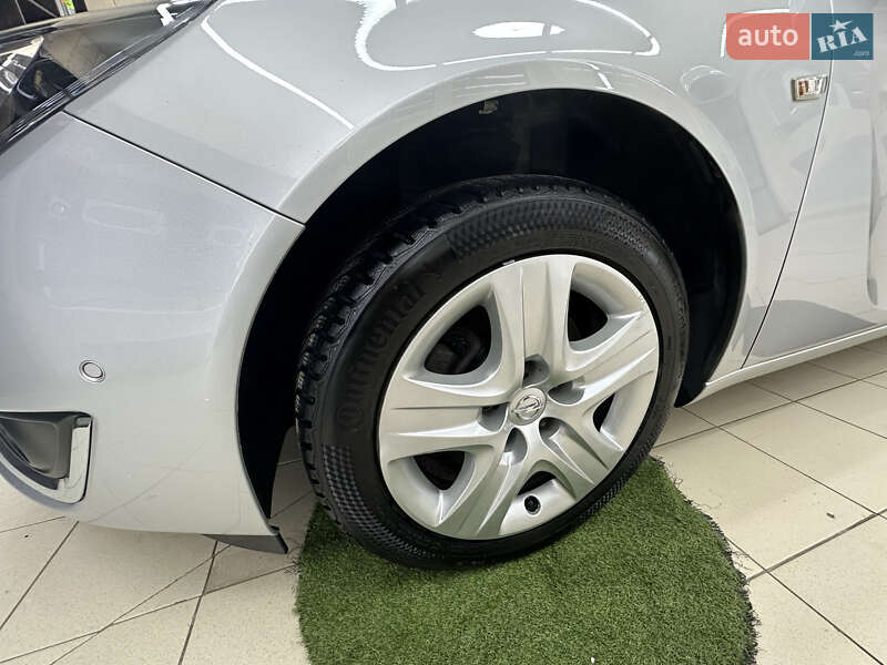 Универсал Opel Insignia 2017 в Шостке