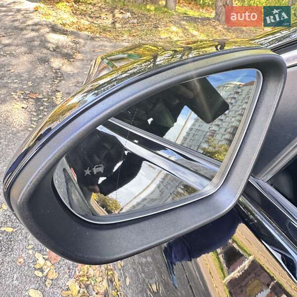 Лифтбек Opel Insignia 2018 в Киеве