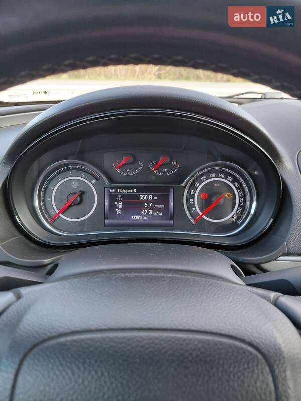 Универсал Opel Insignia 2014 в Львове