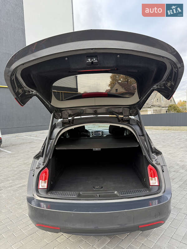 Універсал Opel Insignia 2015 в Кременці