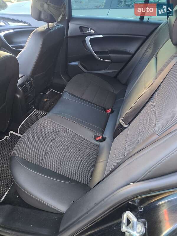 Универсал Opel Insignia 2012 в Софиевской Борщаговке фото 8 Универсал Opel Insignia 2012 в Софиевской Борщаговке