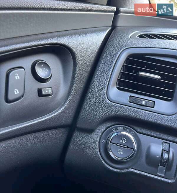 Універсал Opel Insignia 2014 в Жовтих Водах фото 21 Універсал Opel Insignia 2014 в Жовтих Водах