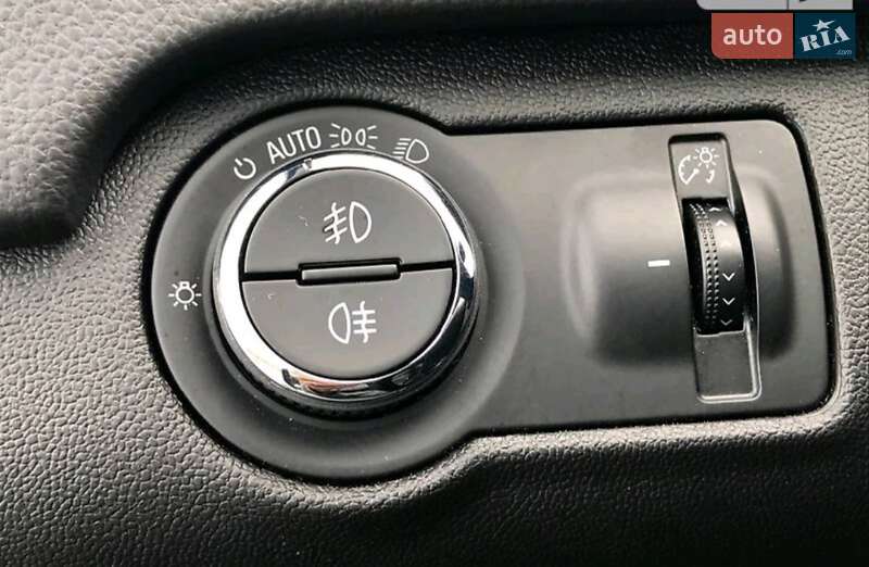 Універсал Opel Insignia 2014 в Жовтих Водах фото 30 Універсал Opel Insignia 2014 в Жовтих Водах