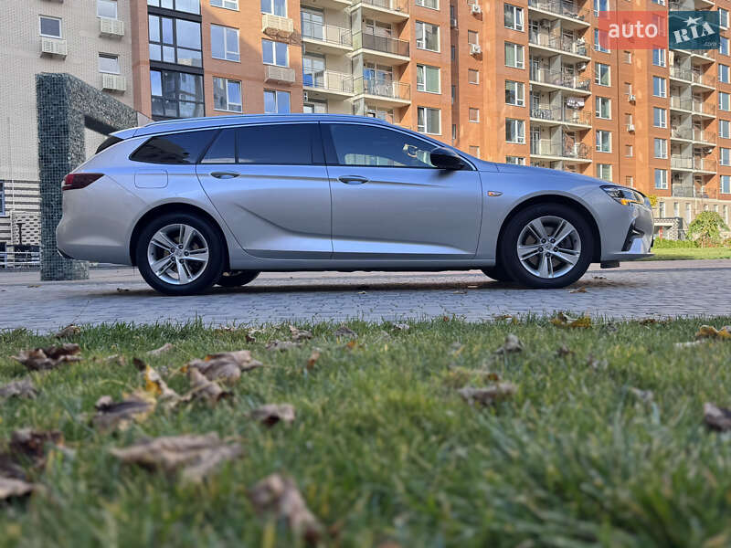 Универсал Opel Insignia 2022 в Черновцах
