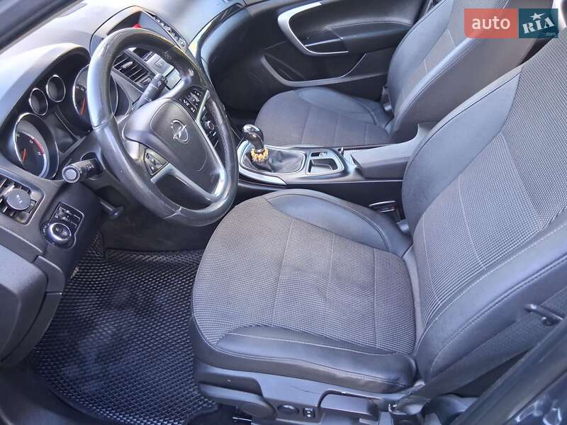 Универсал Opel Insignia 2010 в Черновцах фото 13 Универсал Opel Insignia 2010 в Черновцах