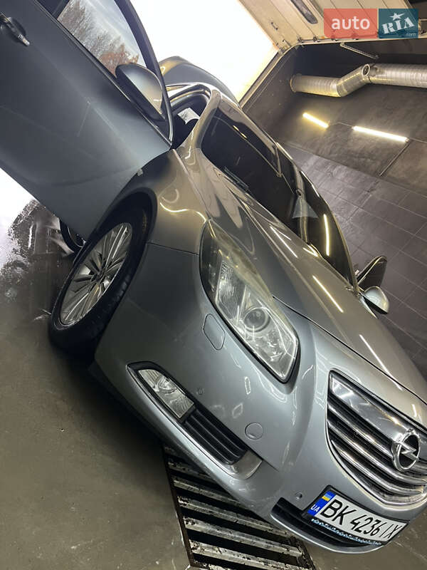 Седан Opel Insignia 2012 в Ровно фото 4 Седан Opel Insignia 2012 в Ровно