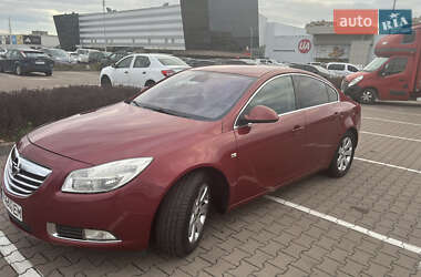 Седан Opel Insignia 2010 в Житомирі